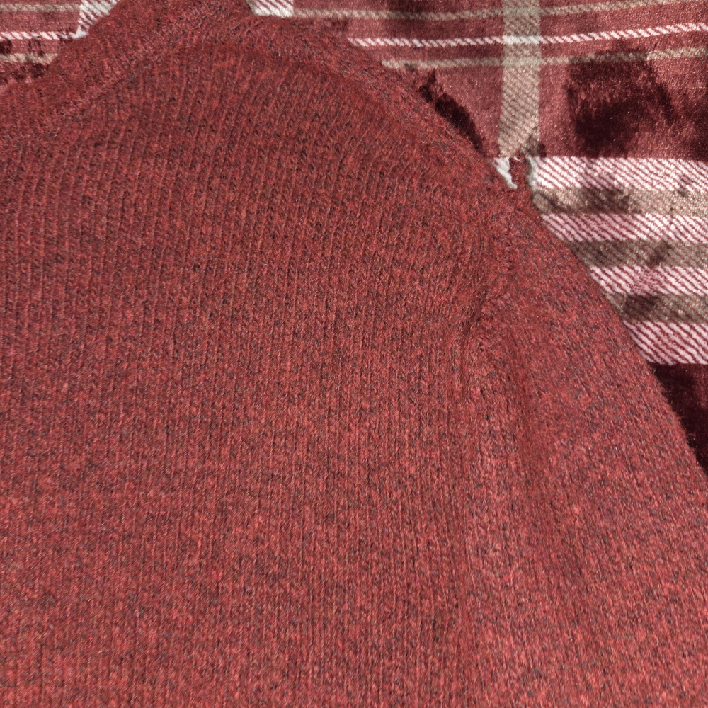 Maurice's Red Sweater - Picture 4 of 5